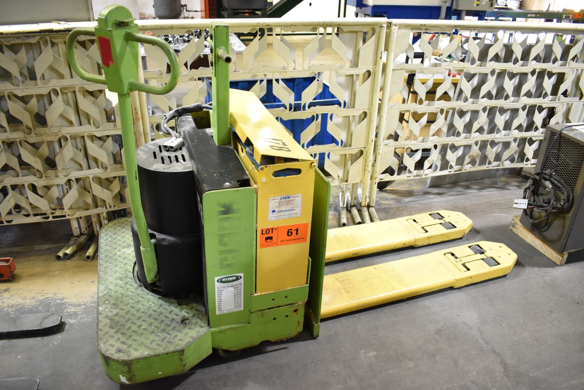 CLARK POWRWORKER HWP60C 6,000 LB. CAPACITY 12V ELECTRIC RIDE-ON PALLET JACK, S/N: HWP465-4-4035FA