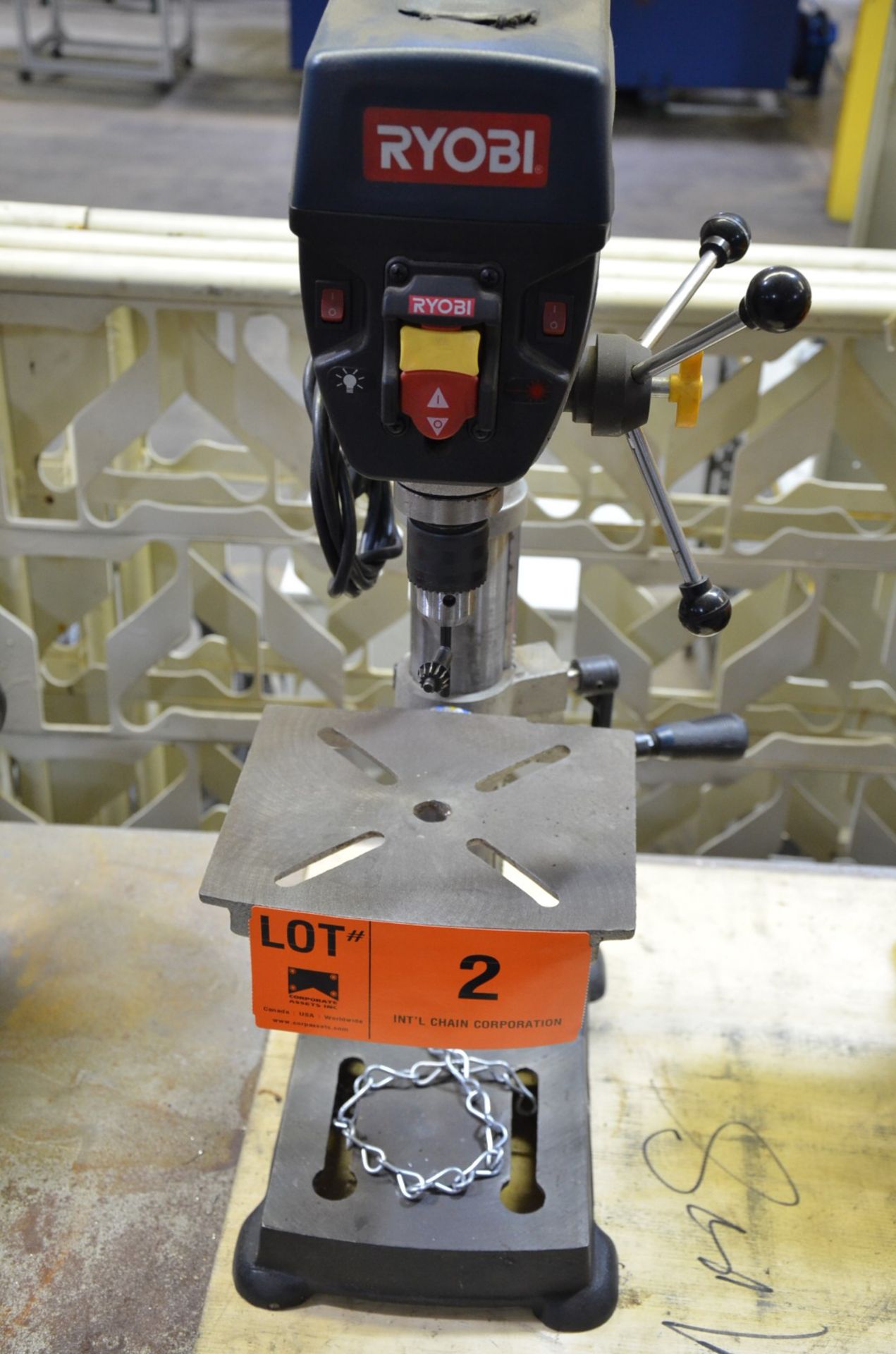 RYOBI DP102L 10" BENCH-TYPE DRILL PRESS WITH 9"X7.5" TABLE, 570 RPM, LASER SIGHT, S/N: AZ-1304- - Image 3 of 5