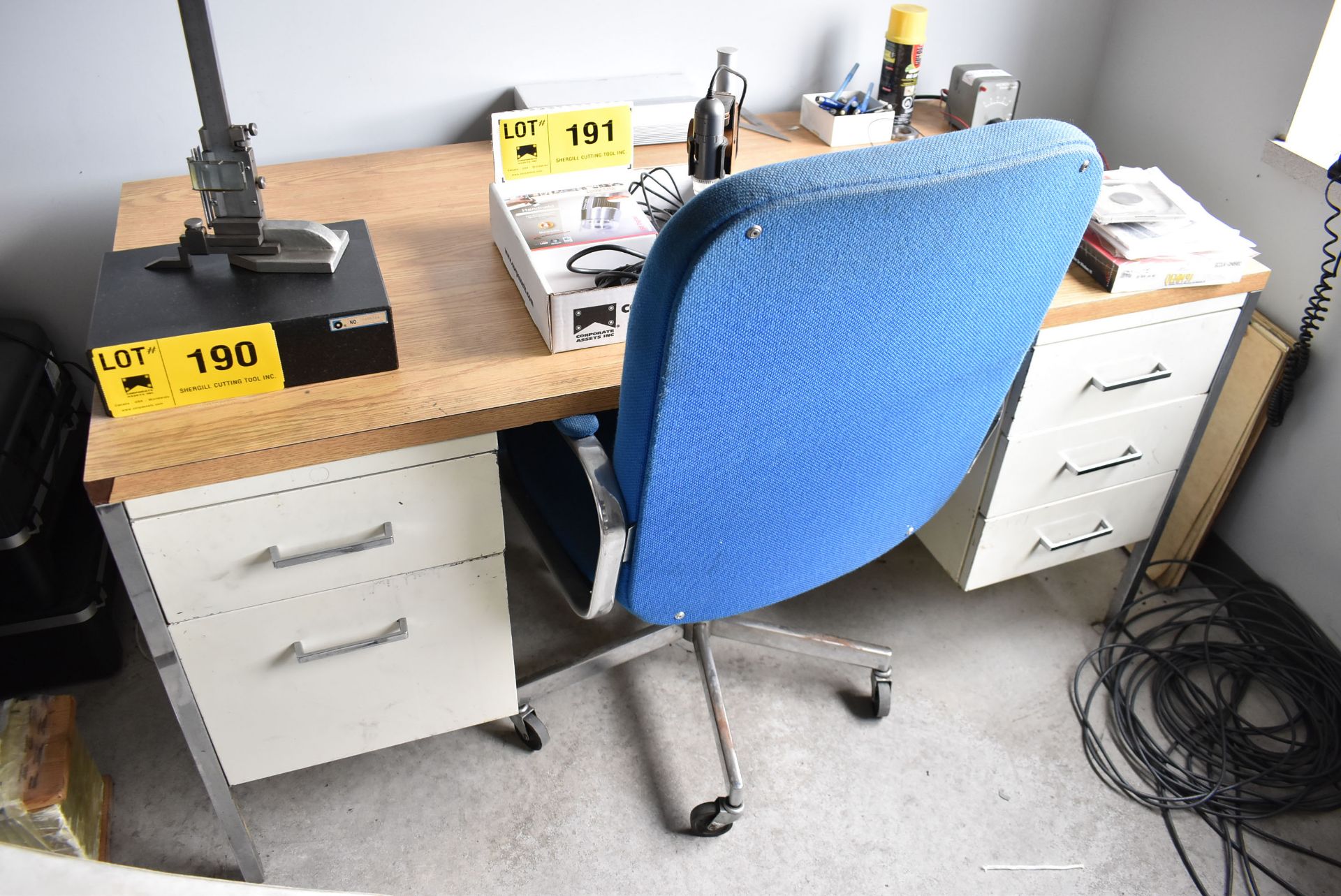 LOT/ BALANCE OF INSPECTION ROOM CONSISTING OF DRAFTING TABLE, FILING CABINET, SHELVING AND DESK - Image 3 of 5