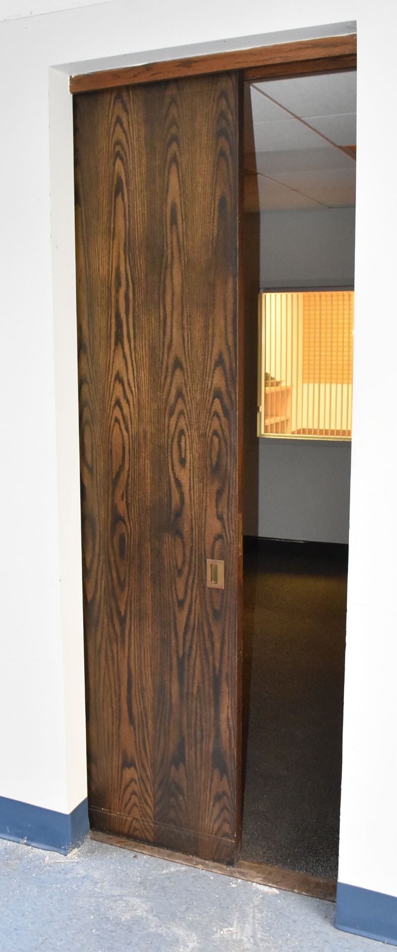 LOT/ (10) 94.5"x35" wooden doors with hardware throughout office - Image 4 of 4