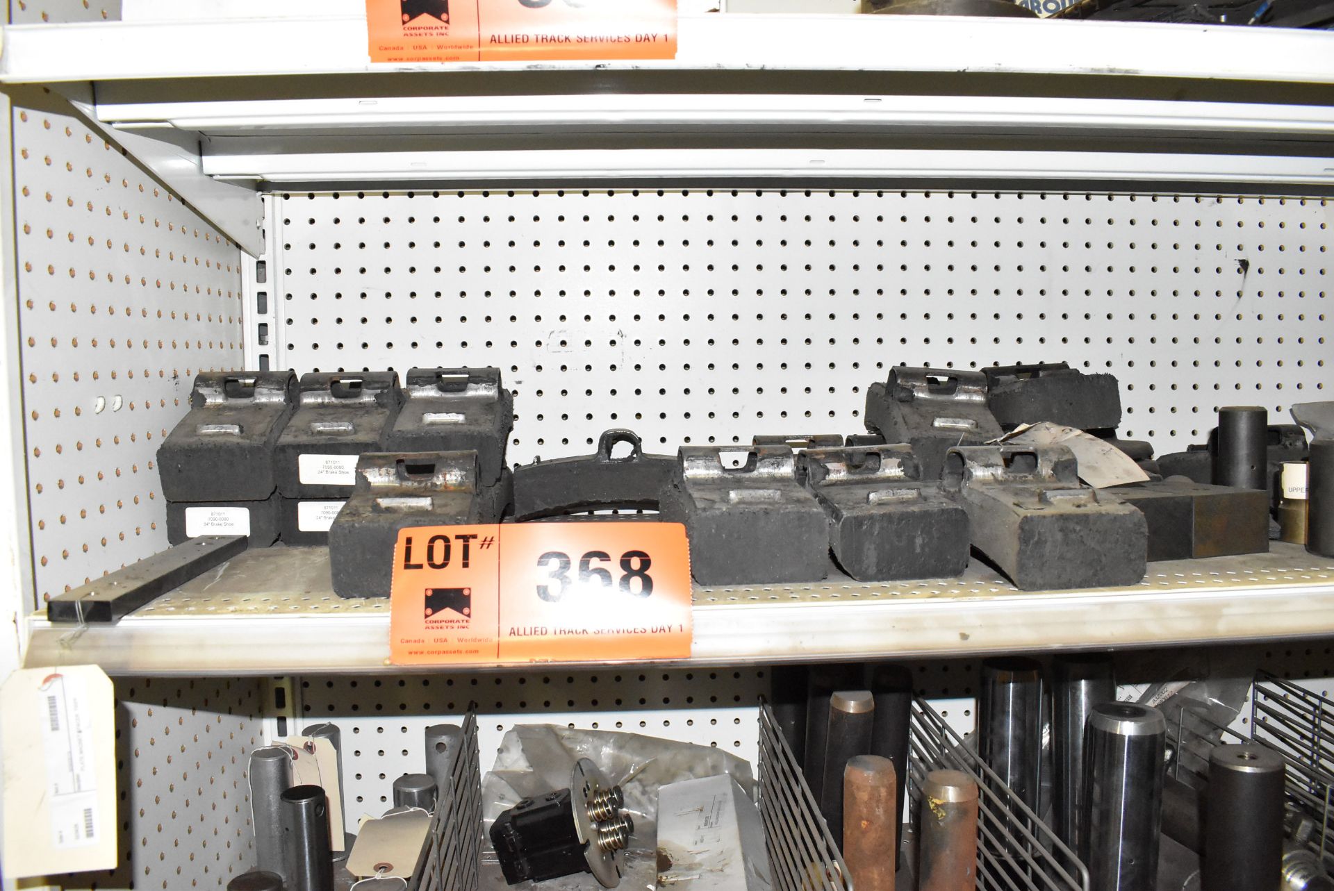 LOT/ CONTENTS OF RACK - TRIPP PARTS, CONTROLS, HYDRAULIC PARTS, CYLINDERS, BITS, BRAKE SHOES, - Image 2 of 4