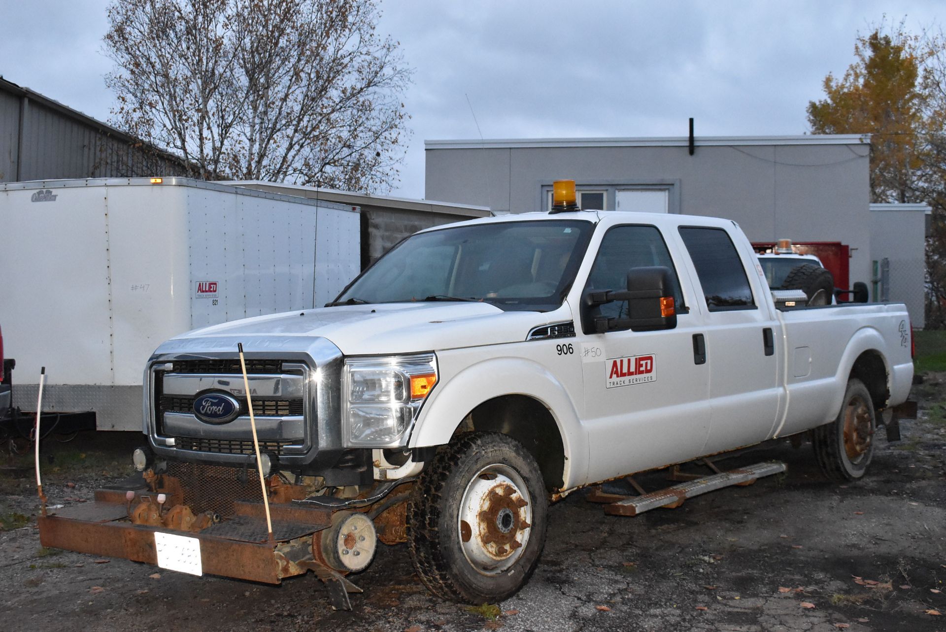 FORD (2012) F-250 XLT CREW CAB PICKUP TRUCK WITH 6.2 L V8 GAS ENGINE, AUTO TRANSMISSION, 4X4, HI- - Image 20 of 24