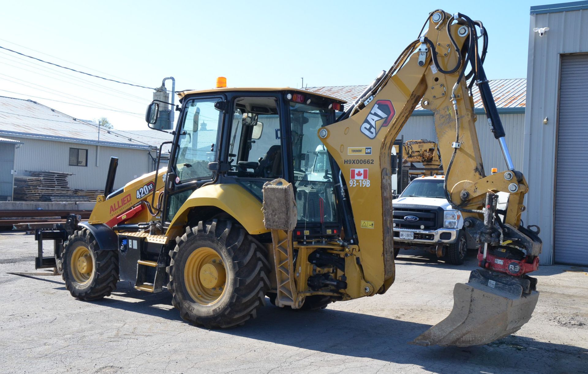 CATERPILLAR (2021) 420XE HRC BACKHOE WITH DIESEL ENGINE, AUTOMATIC TRANSMISSION, 4X4, ROTOTILT - Image 3 of 23