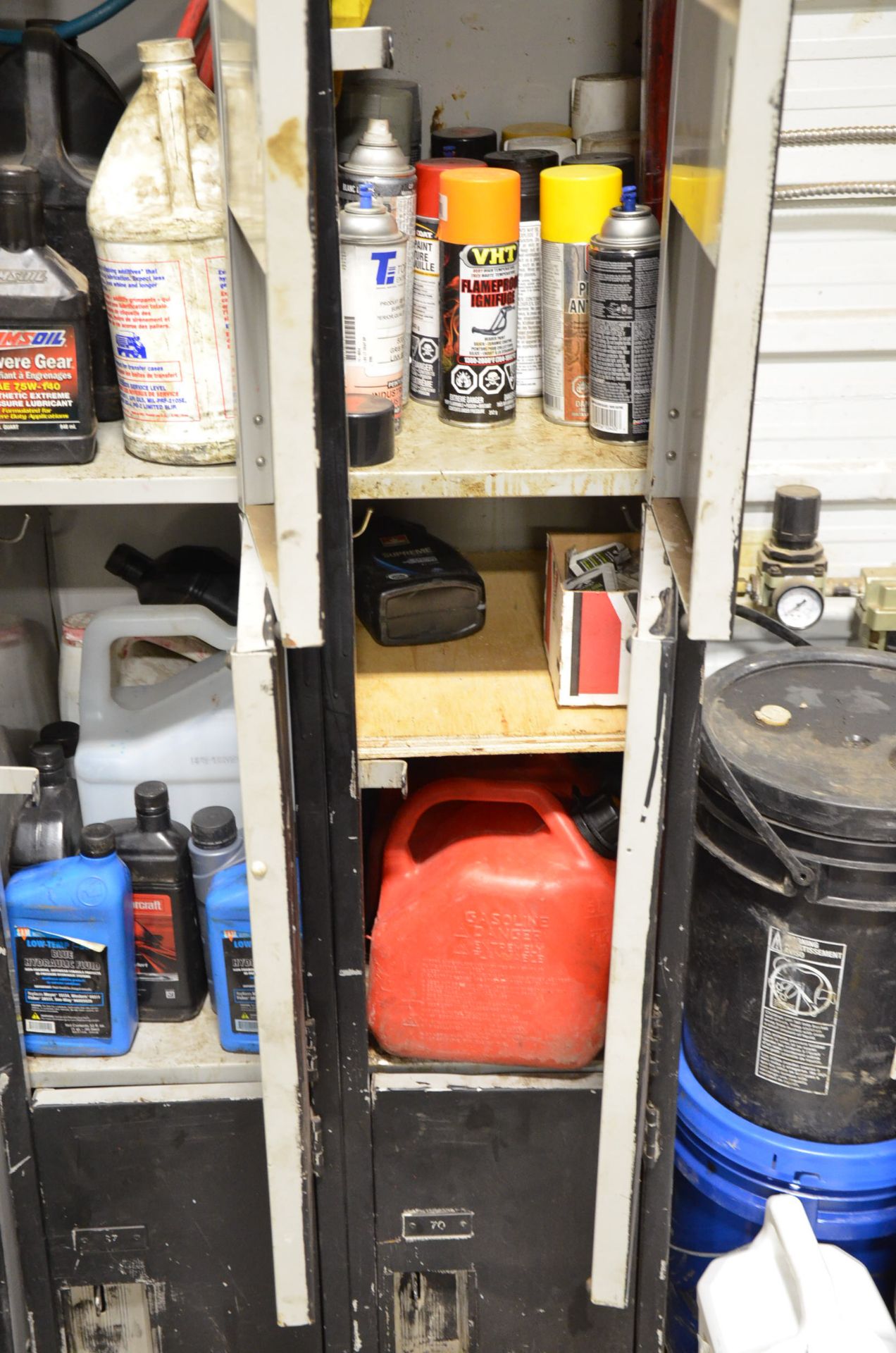 LOT/ CABINET WITH AUTOMOTIVE PARTS, CONSUMABLES, OILS AND LUBRICANTS (LOCATED AT 169A S SERVICE - Image 15 of 15