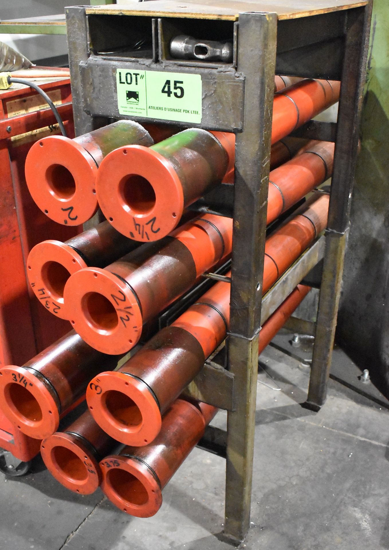 LOT/ SPINDLE LINERS WITH RACK