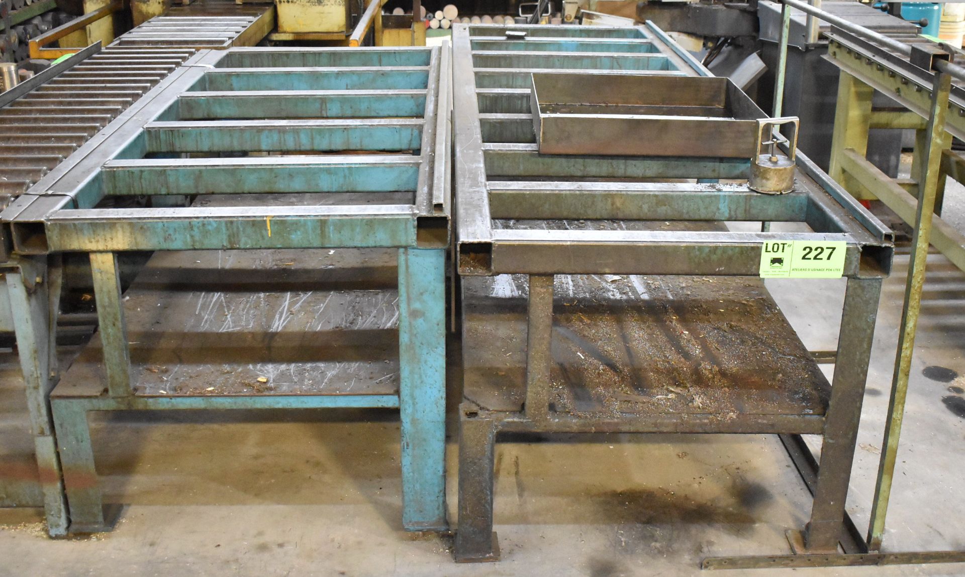 LOT/ (2) FEED EXTENSION TABLES (CI)[RIGGING FEE FOR LOT #227 - $50 CAD PLUS APPLICABLE TAXES]