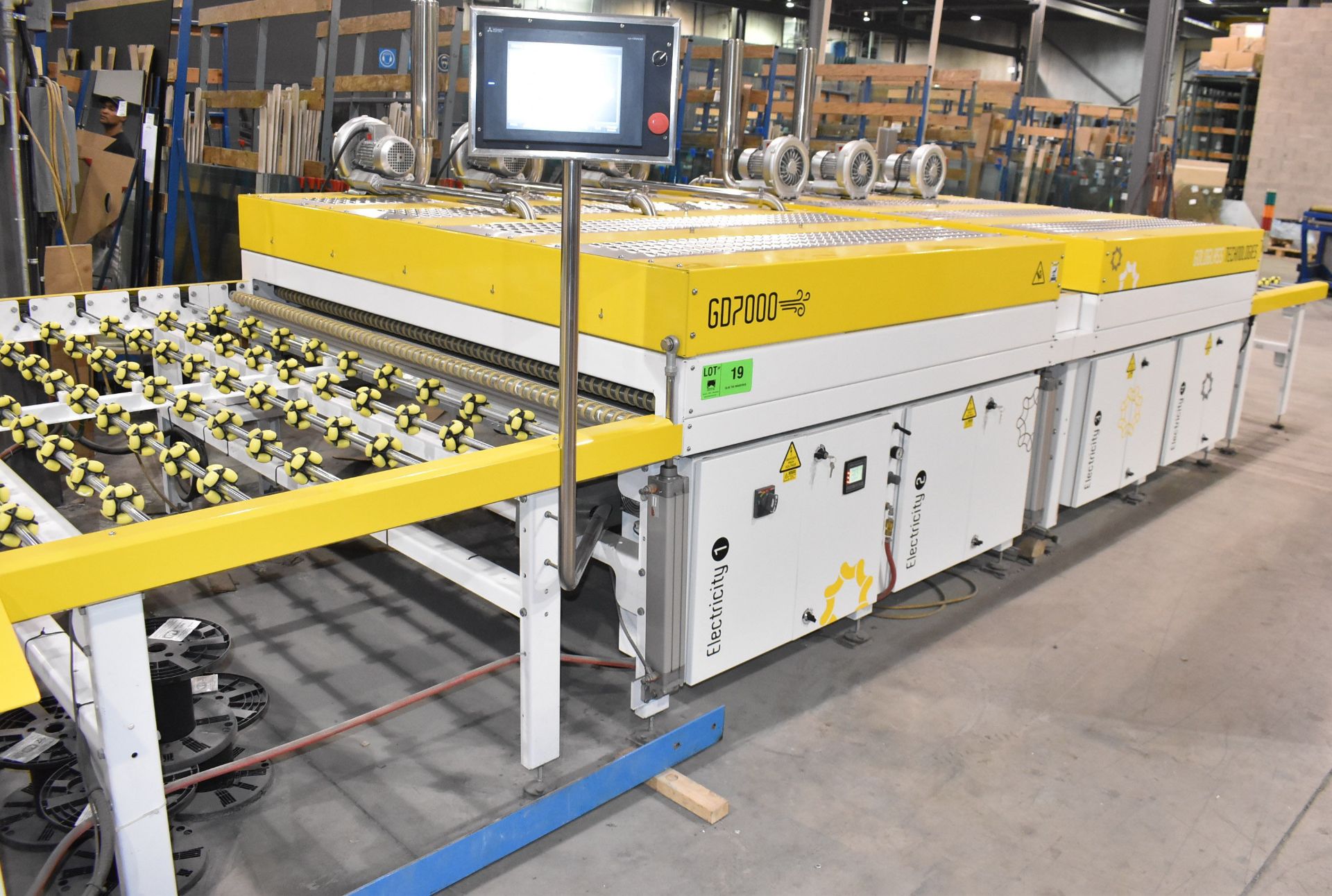 GOLD GLASS TECHNOLOGIES (2017) GD7000 PAINT DRYING MACHINE WITH 88" X 56" POWER INFEED AND OUTFEED - Image 2 of 20