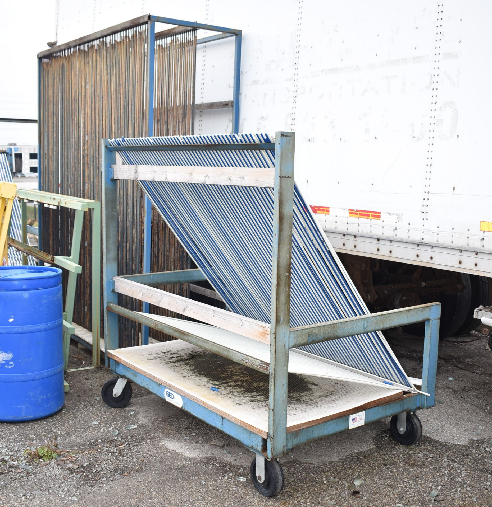 LOT/ GLASS STORAGE RACKS AND CARTS (LOCATED OUT SIDE) - Image 4 of 6