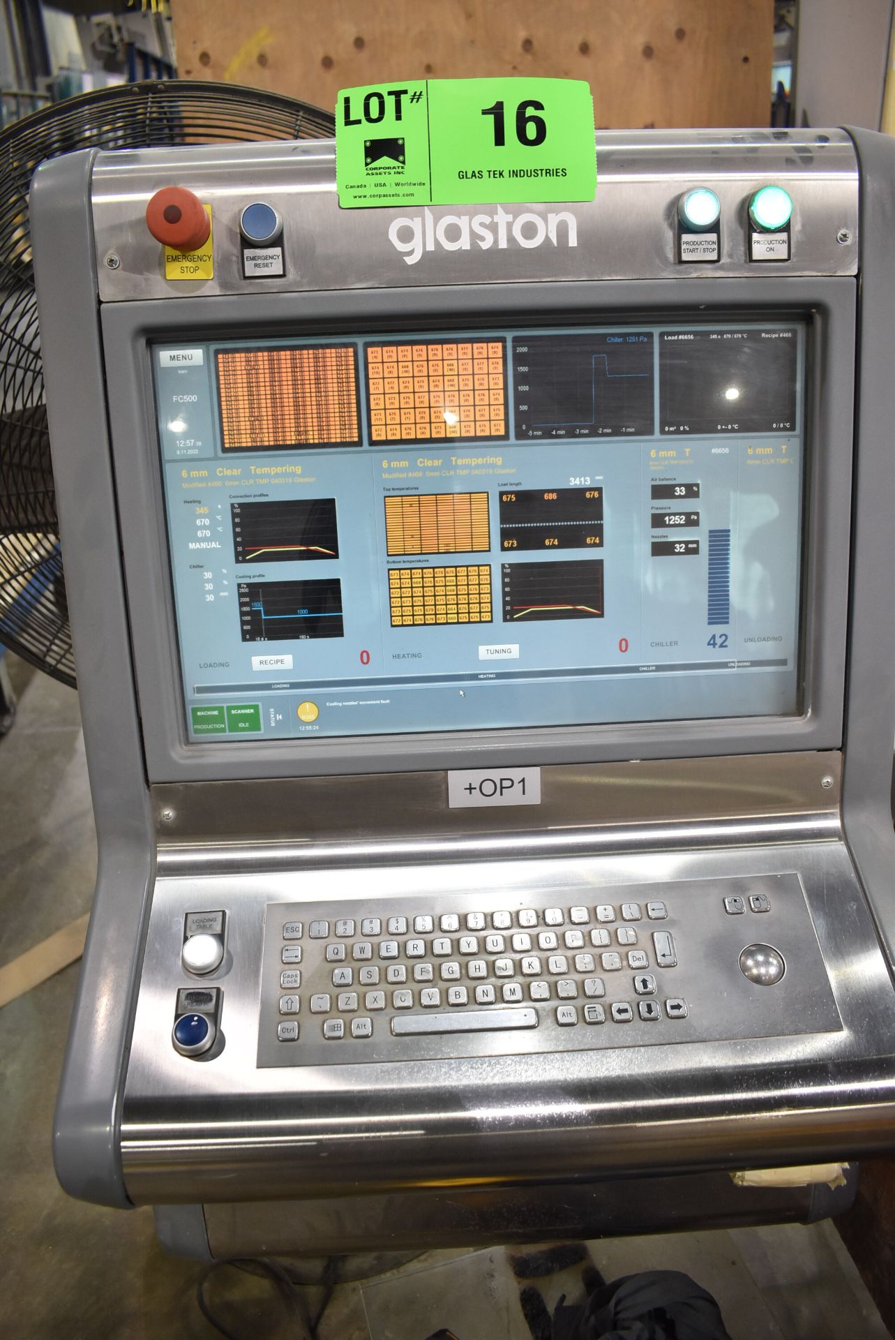 GLASTON-TAMGLASS (2014) FC-500-2848-380L TEMPERING FURNACE WITH 117" X 201" POWER INFEED CONVEYOR, - Image 4 of 26