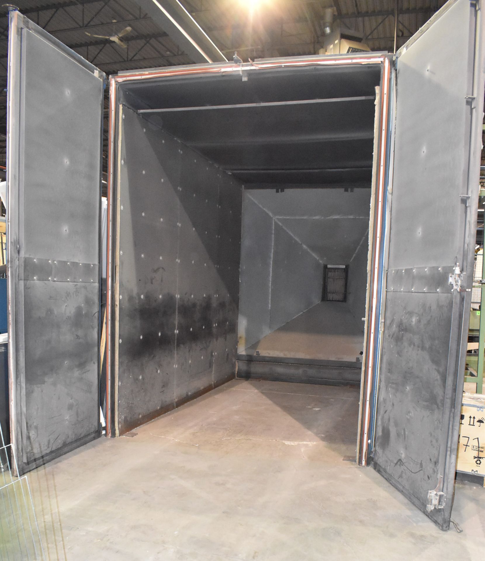 DESIGN AND INTEGRATION 8' X 14' X 12' HEAT SOAK TESTING OVEN WITH TEMPERATURES UP TO 505 DEGREE - Image 3 of 9