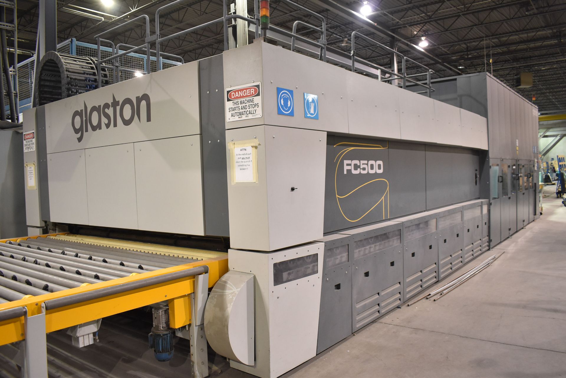 GLASTON-TAMGLASS (2014) FC-500-2848-380L TEMPERING FURNACE WITH 117" X 201" POWER INFEED CONVEYOR, - Image 6 of 26