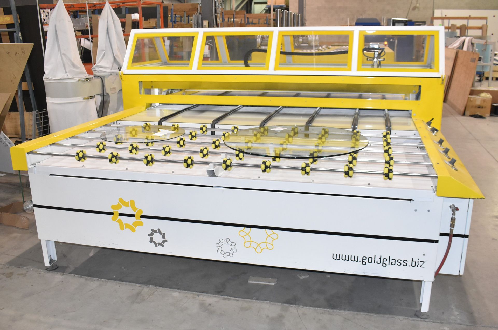 GOLD GLASS TECHNOLOGIES (2017) M.R.C 2850-M CNC FLAT GLASS PAINT LINE WITH 93" X 45" POWER INFEED - Image 8 of 19