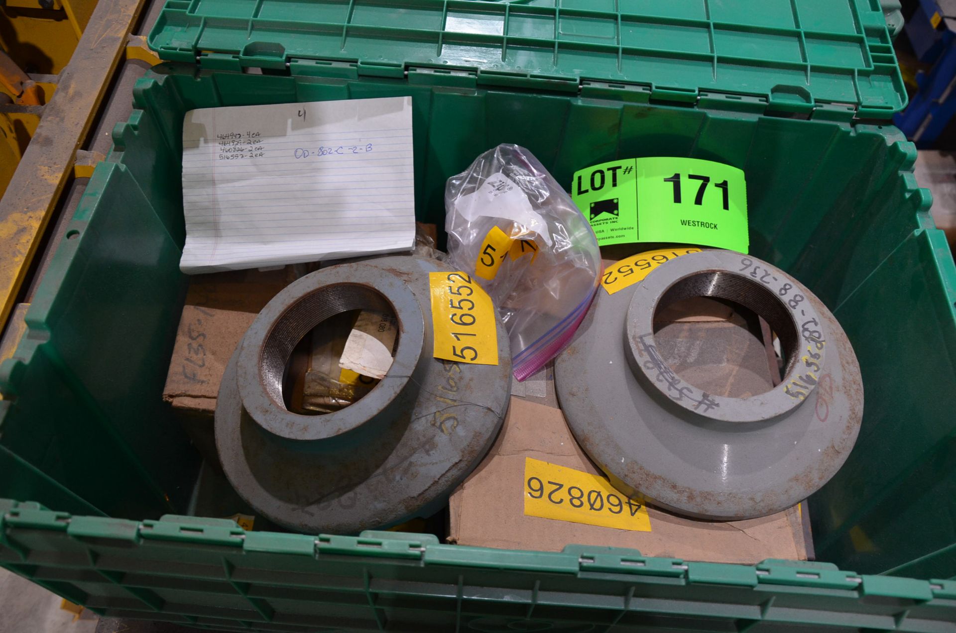 LOT/ CONTENTS OF SHELF - BINS WITH PARTS AND FLANGES - Image 2 of 8