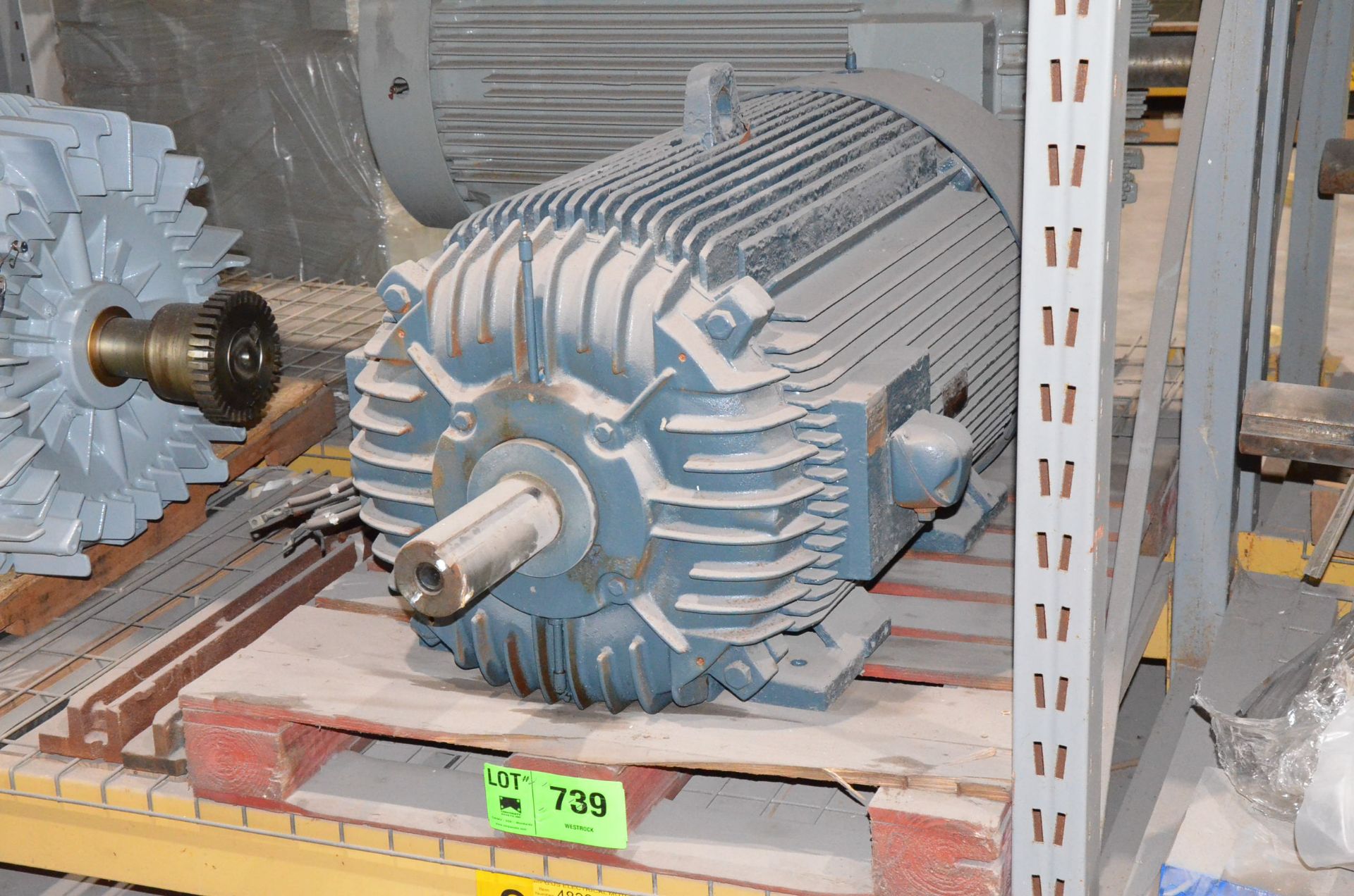 US ELECTRIC 250HP/1800RPM/2300V/3PH/60HZ ELECTRIC MOTOR - Image 2 of 3
