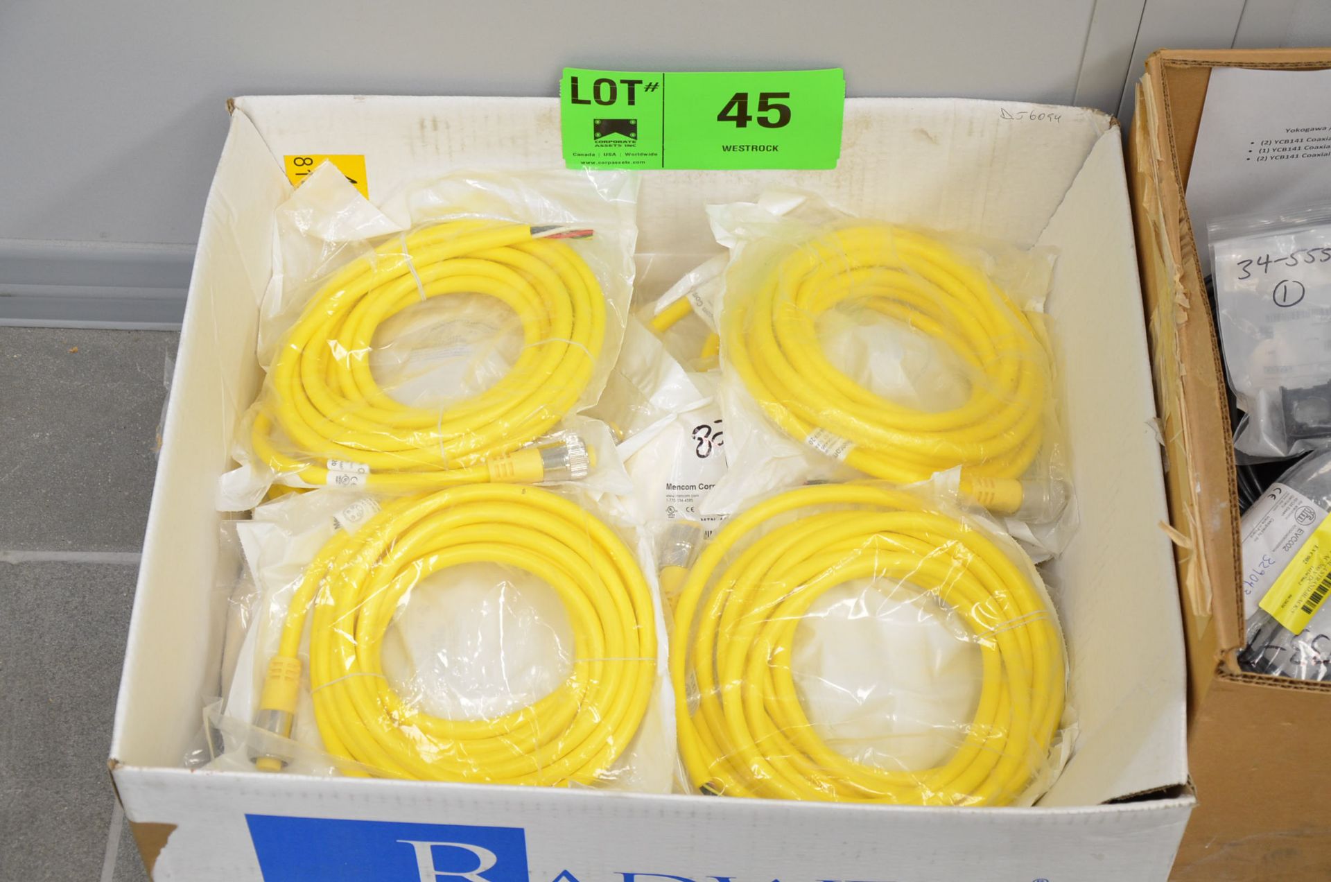 LOT/ MENCOM 4-PIN CONNECTOR CABLES