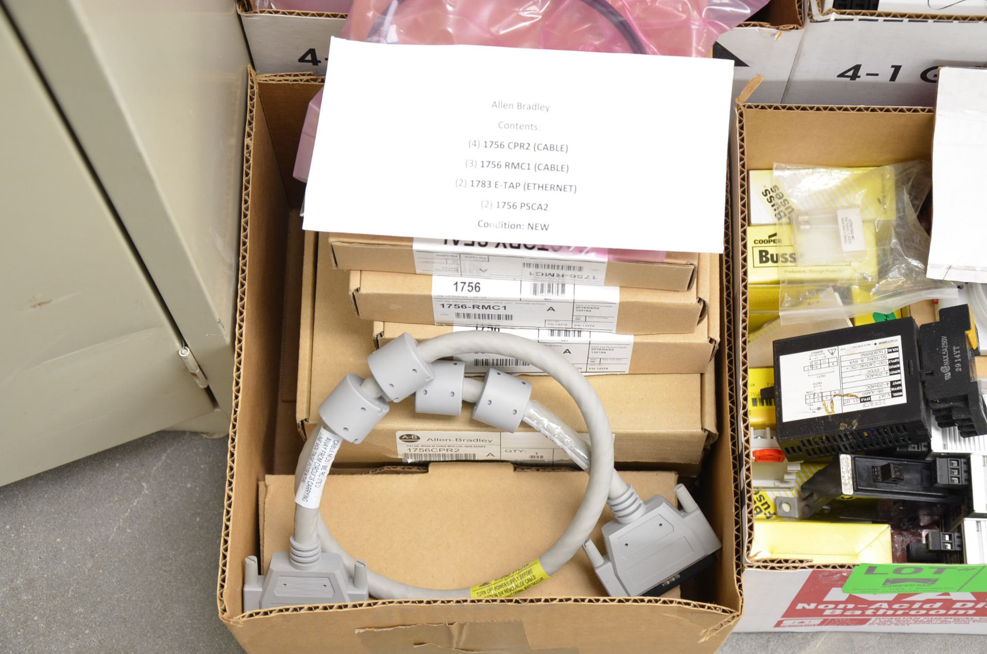 LOT/ ROCKWELL TERMINALS, ALLEN BRADLEY CABLES, ALLEN BRADLEY MODULE COMPONENTS, FUSES - Image 3 of 5