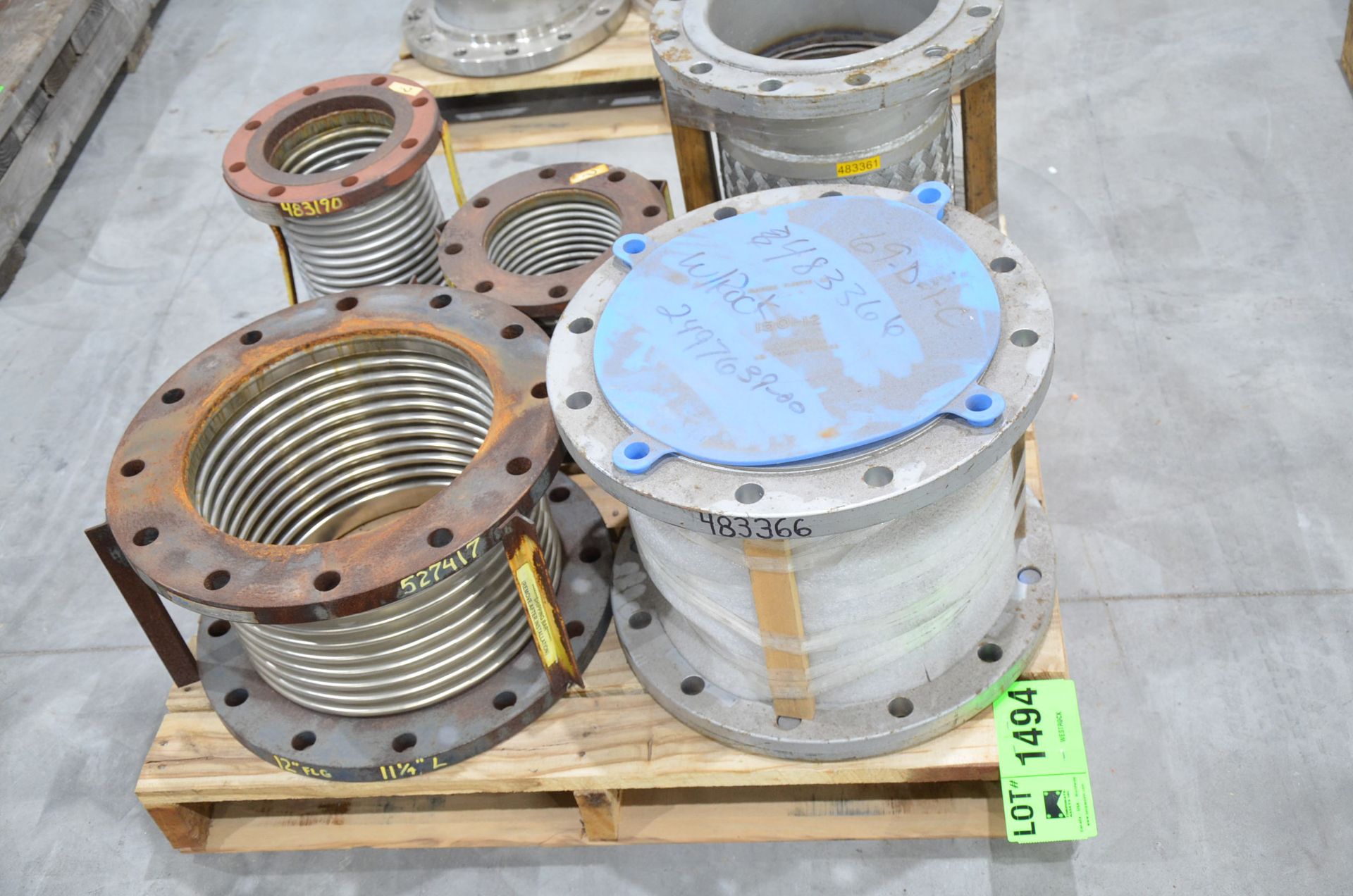LOT/ SS FLANGED EXPANSION JOINTS - Image 2 of 2