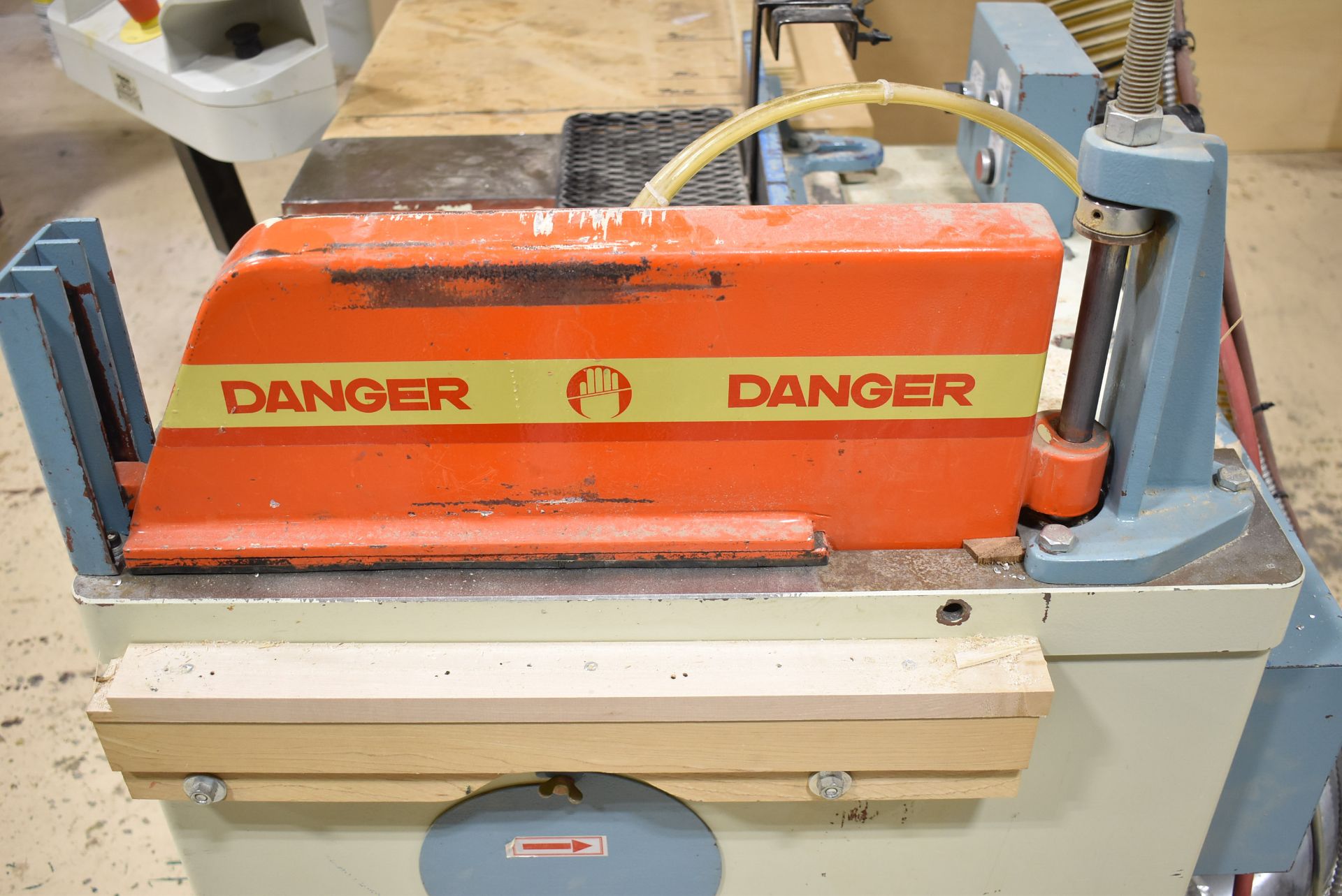 SILVER SYFC-18R CUT-OFF SAW WITH 10 HP MOTOR, 575V/3PH/60HZ, S/N 021007 (CI) [RIGGING FEE FOR LOT # - Image 3 of 8