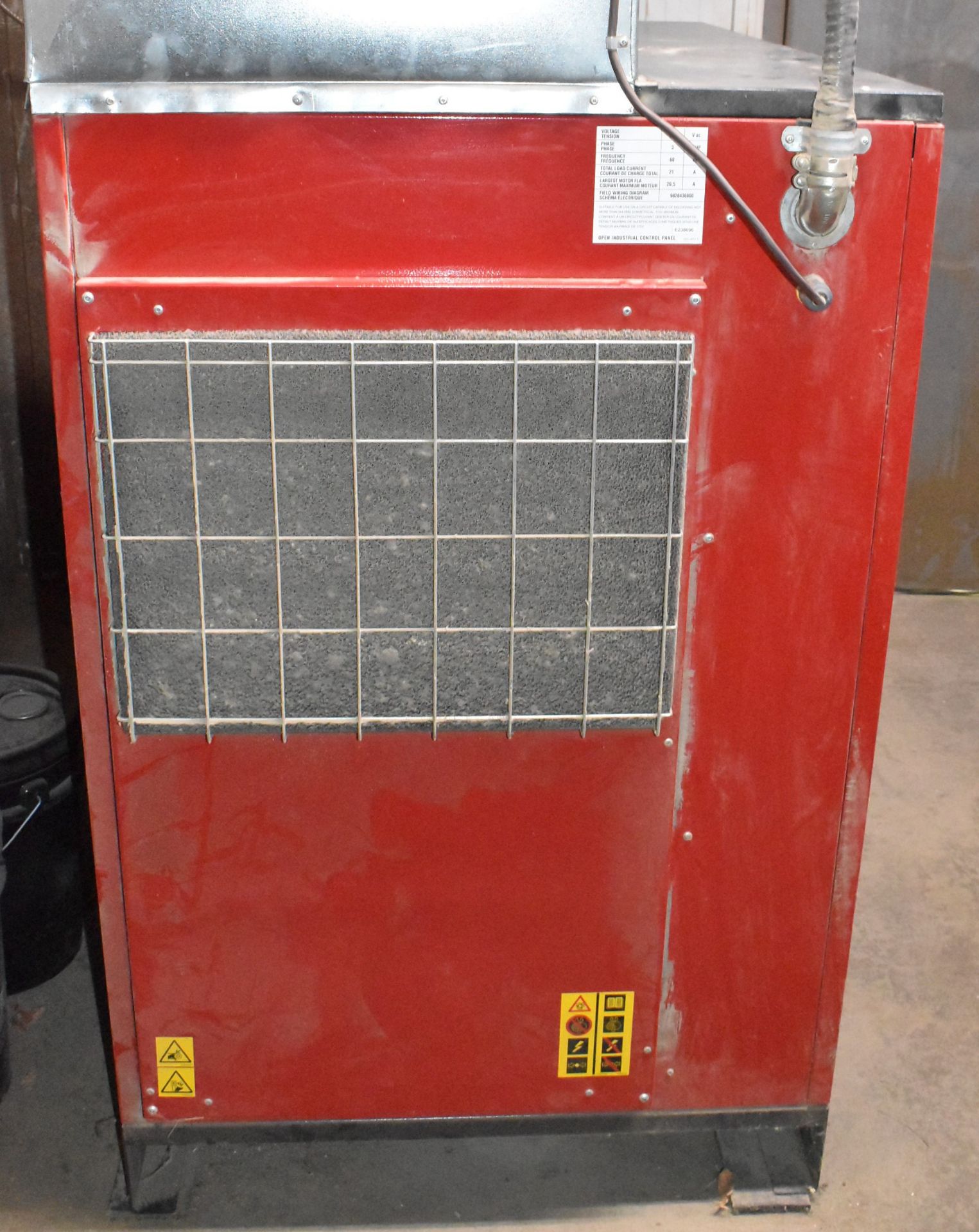 CHICAGO PNEUMATIC (2014) QRS20HP 20 HP AIR COMPRESSOR WITH 132 PSI SERVICE PRESSURE, 575V/3PH/ - Image 2 of 5