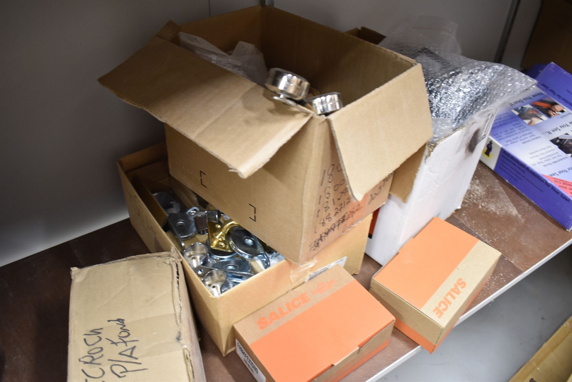 LOT/ CONTENTS OF STORAGE ROOM CONSISTING OF BLUM CABINET HARDWARE, SEALS AND SUPPLIES [RIGGING FEE - Image 14 of 18