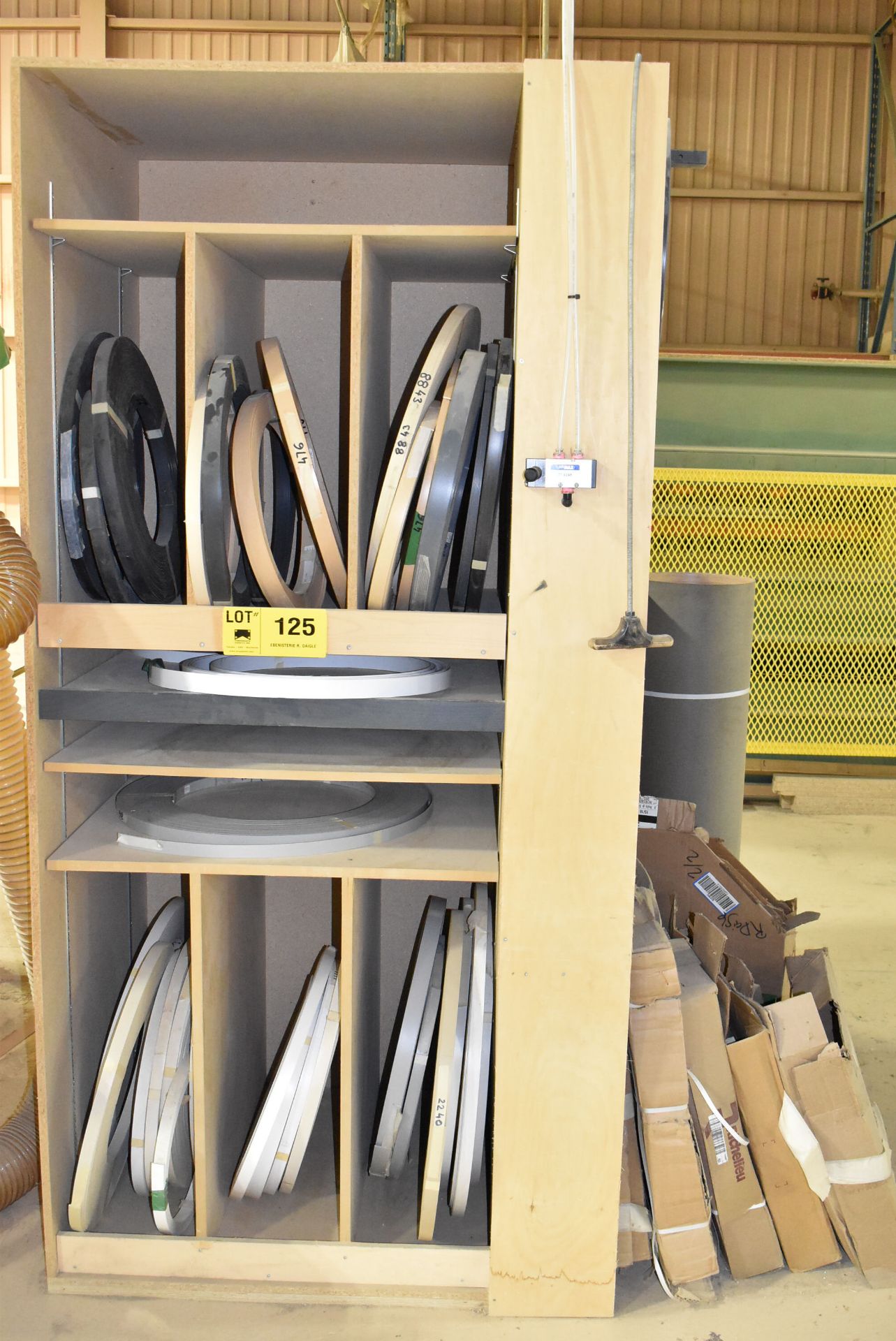 LOT/ CABINET WITH CONTENTS CONSISTING OF VENEER ROLLS AND SHEETS [RIGGING FEE FOR LOT #125 - $45/