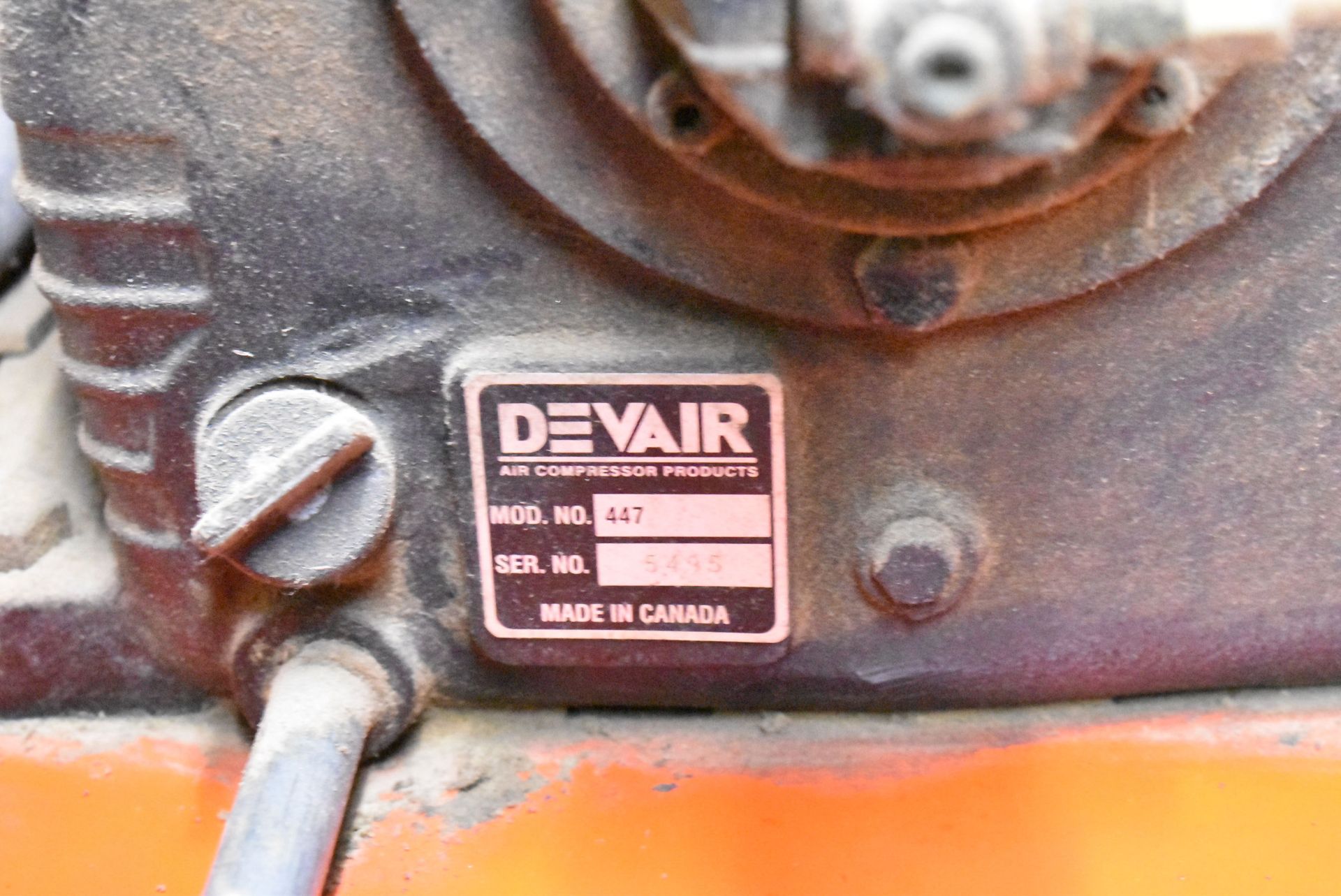 DEVAIR 30 HP AIR COMPRESSOR, 575V/3PH/60HZ, S/N N/A (CI) [RIGGING FEE FOR LOT #38 - $450 CAD PLUS - Image 2 of 3