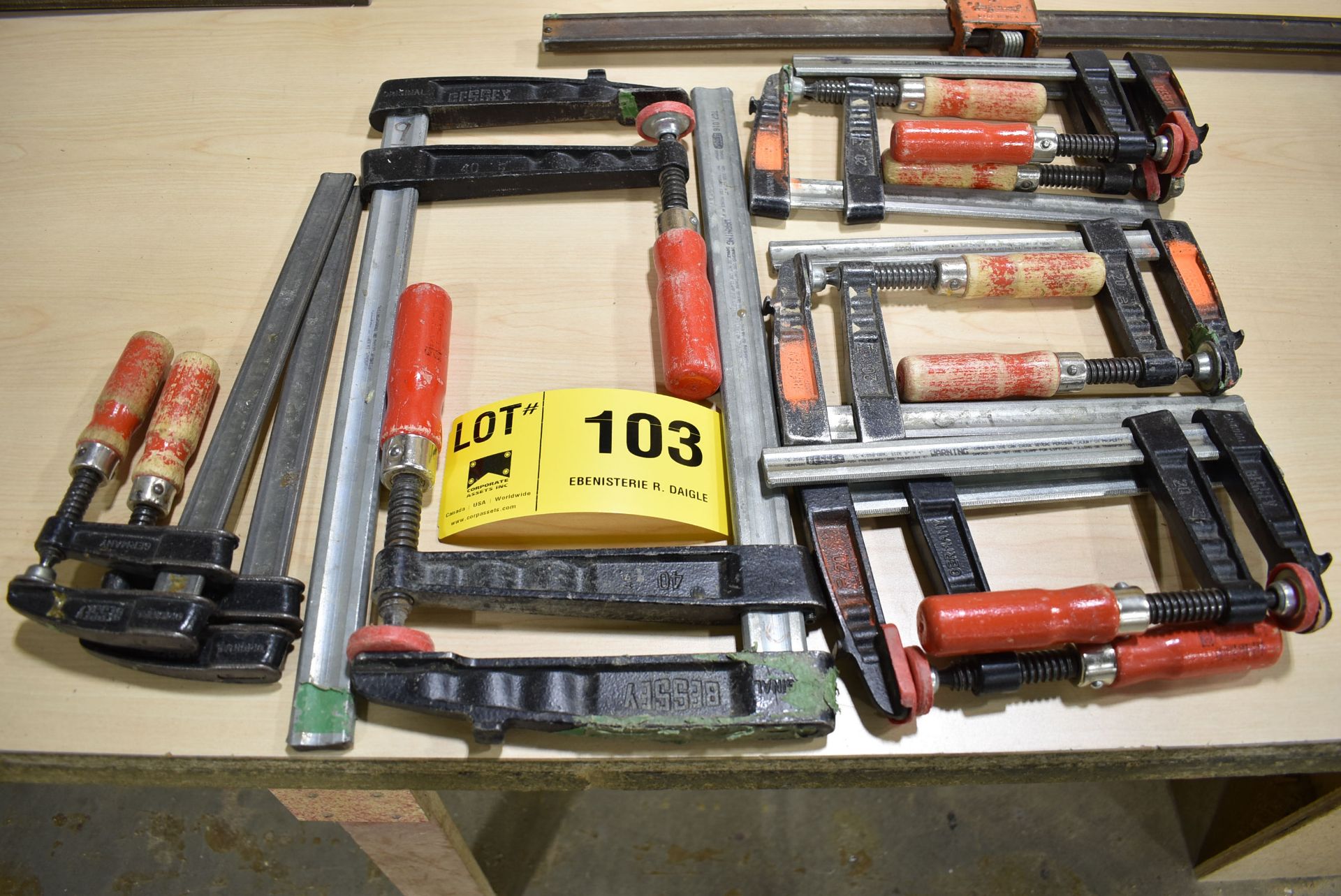 LOT/ BESSEY BAR CLAMPS [RIGGING FEE FOR LOT #103 - $5 CAD PLUS APPLICABLE TAXES]