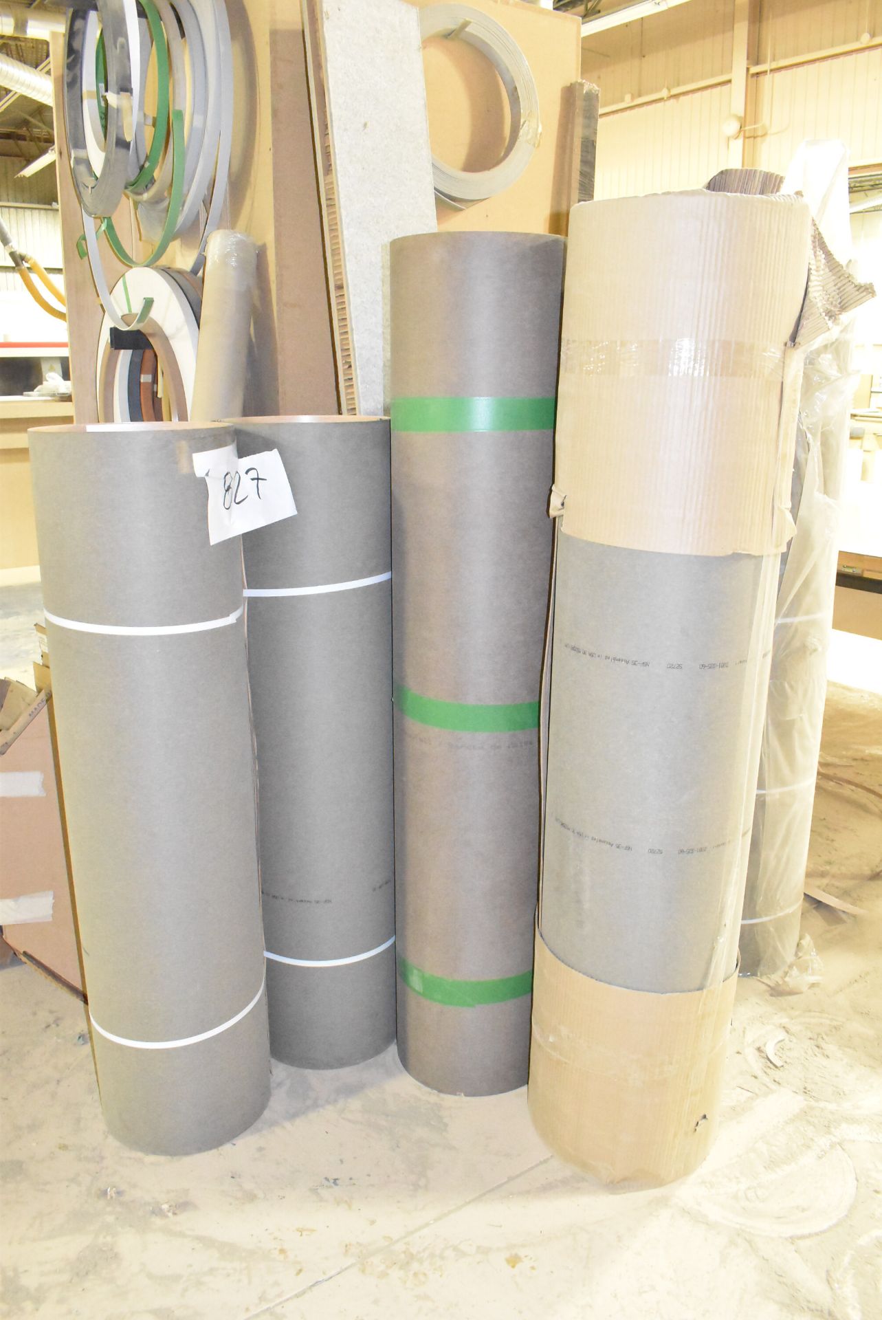 LOT/ CABINET WITH CONTENTS CONSISTING OF VENEER ROLLS AND SHEETS [RIGGING FEE FOR LOT #125 - $45/ - Image 4 of 4