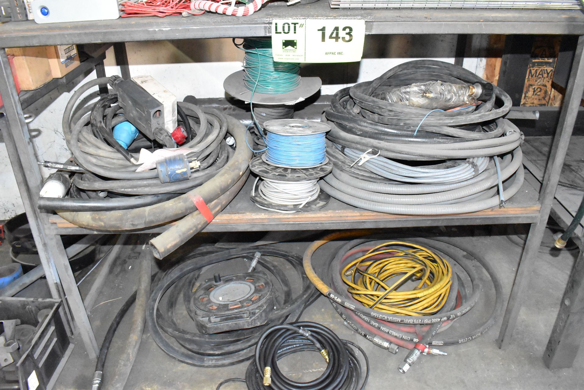 LOT/ SHOP TABLE WITH CONTENTS CONSISTING OF ELECTRICAL COMPONENTS, WIRE AND HYDRAULIC HOSE - Image 4 of 4