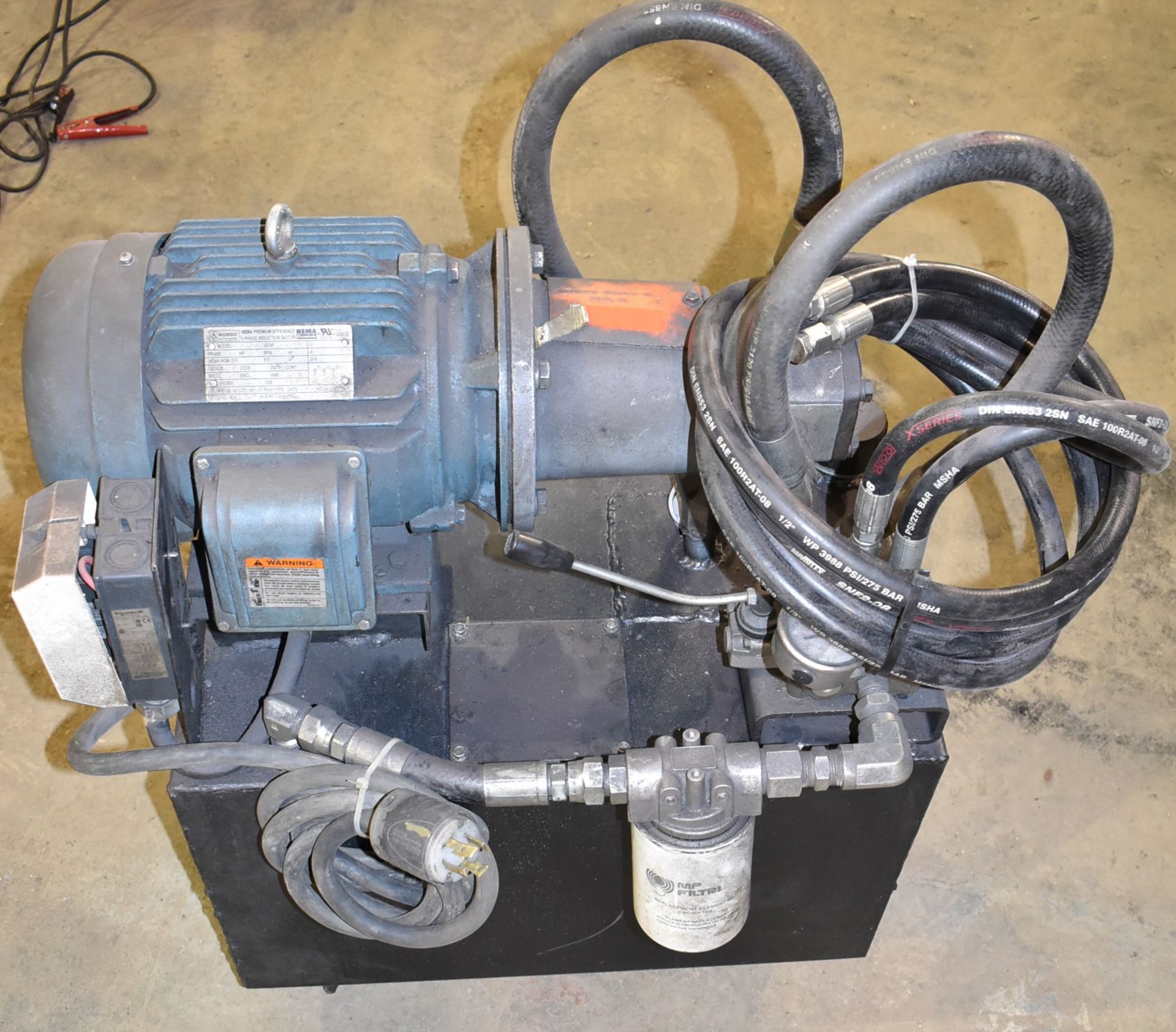 PORTABLE HYDRAULIC POWER PACK WITH 5 HP MOTOR, S/N N/A - Image 2 of 3