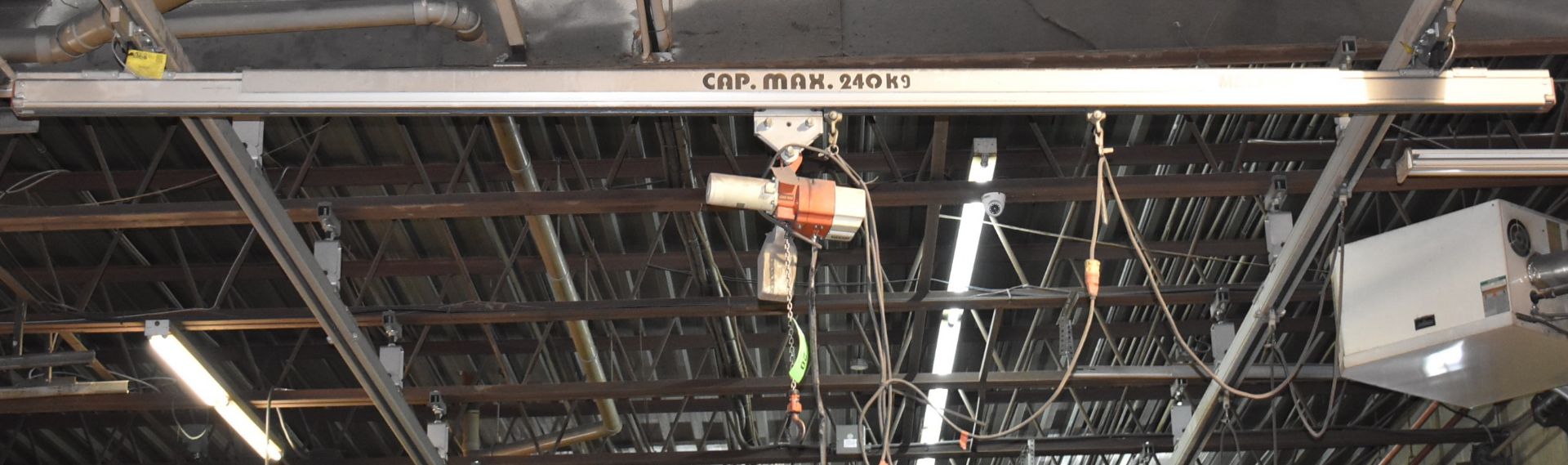 MELPHA 240 KG CAPACITY CRANE GANTRY SYSTEM WITH KITO 1 TON ELECTRIC CHAIN HOIST, APPROX. 15' X 65'