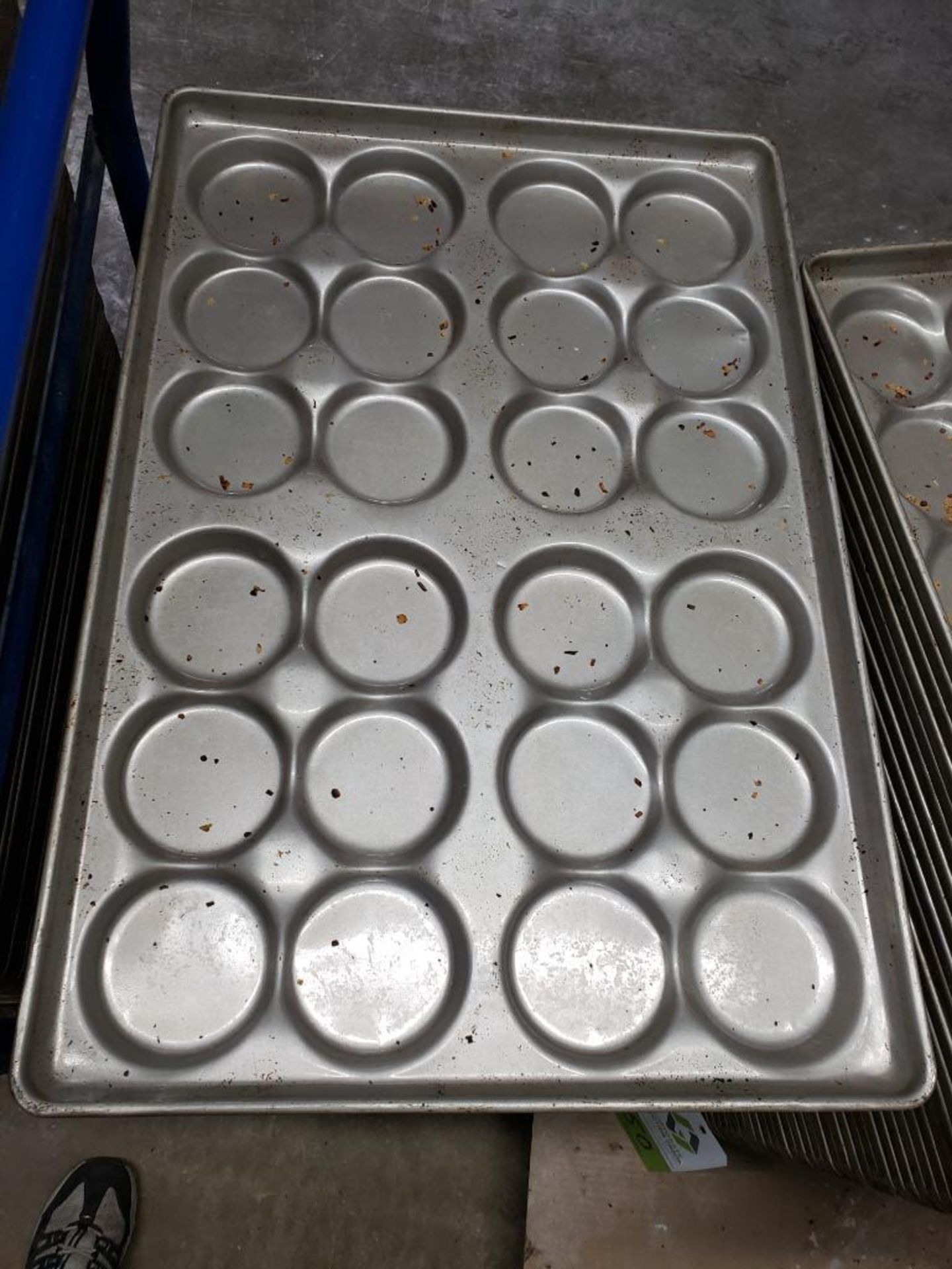 (105) Baking Pans - Image 2 of 2