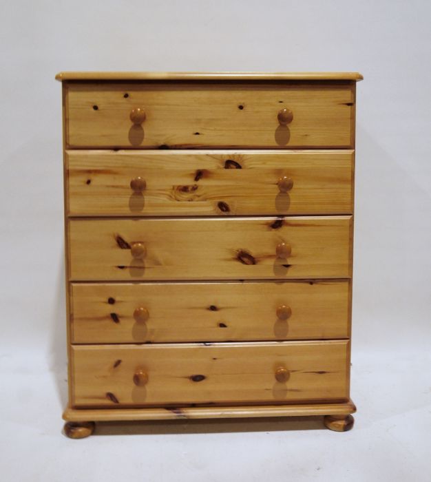 20th century pine chest of two short over three long drawers on bun feet (79x44x 97cm) together with - Bild 2 aus 2