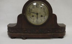 Early 20th century oak Art Deco-style mantel clock with Arabic numerals to the dial