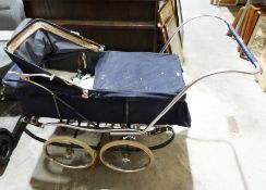 Vintage sprung carriage style pram