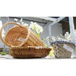 Three wicker baskets (3)