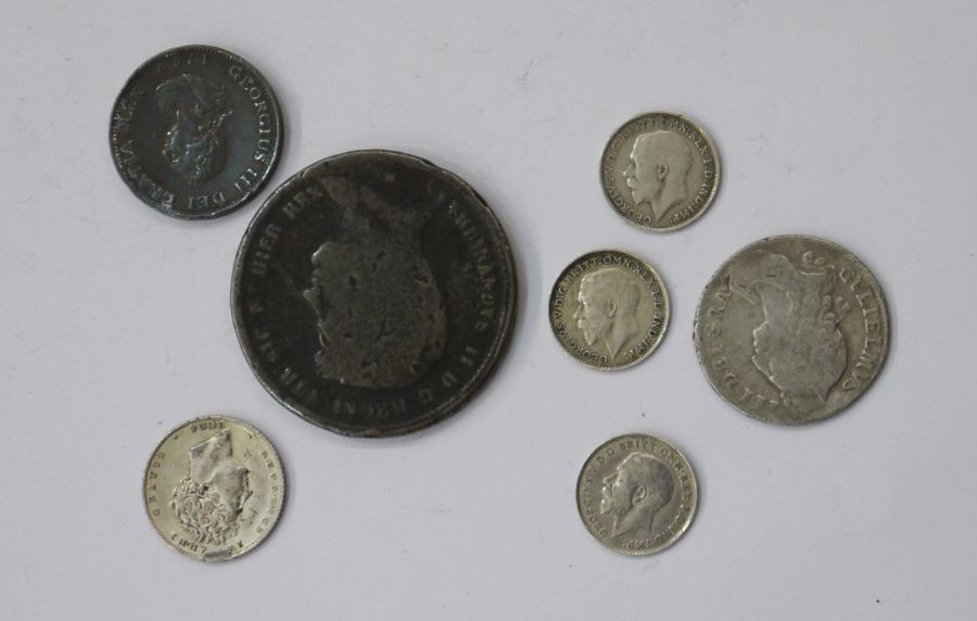 Mixed selection of coins (7) to include William Shilling 1696 weak at date, George IV sixpence 1826 - Image 2 of 2