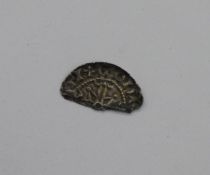 William I 1066-1087, Bonnet Type Penny (Fragment) facing crowned bust with no sceptres 0.4 grams