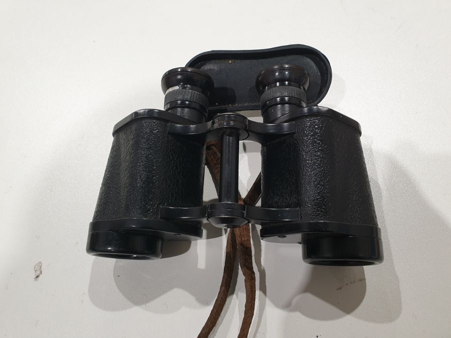 Pair of binoculars in leather case, two Marconi valves model no.346, a piece of medical/scientific - Image 8 of 8