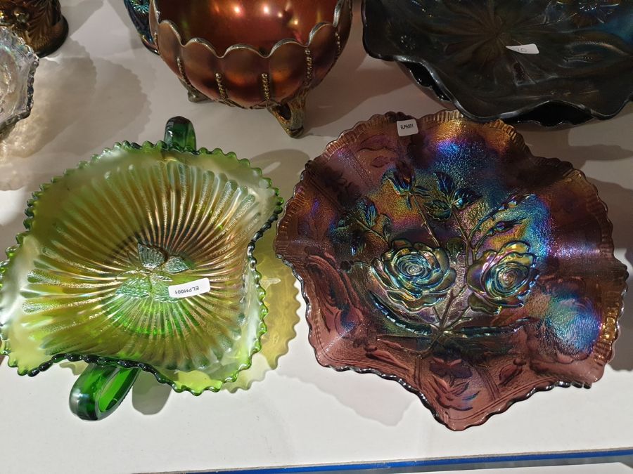 Large collection of carnival glass, early 20th century, in amethyst blue, green and marigold - Image 10 of 25