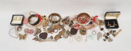 Quantity of sundry costume jewellery including leather studs, boxed