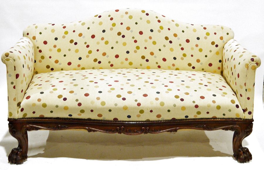George II-style and possibly late 19th century two-seat sofa / settee, upholstered in a pale