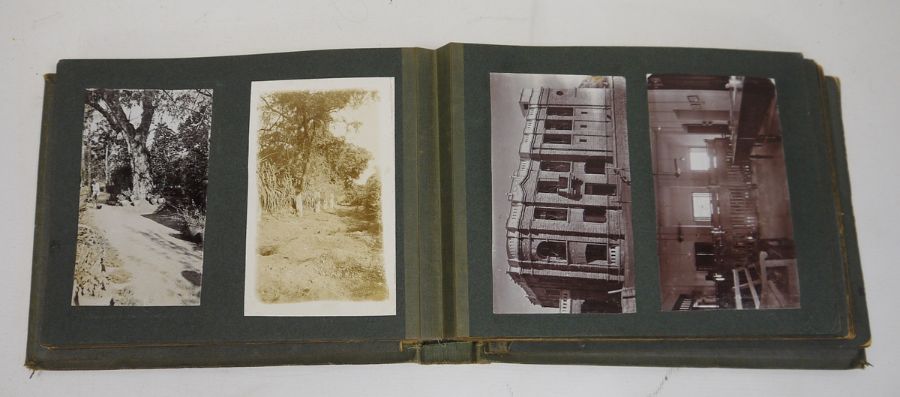 Photograph album and contents of black and white vintage photographs to include figures on - Image 4 of 4