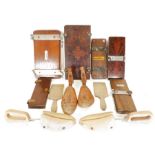 Pair of Stiller Berlin shoe trees, a Mosley Wonder Press and further presses and shoe trees (1 box)