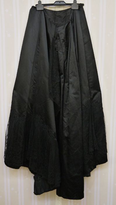 Victorian black printed satin skirt with button, rickrack and lace detail and a Victorian black - Image 2 of 12