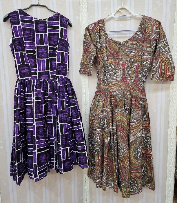 1950's vintage cotton dresses to include sundress with bolero labelled Sambo Fashions, paisley - Image 3 of 6