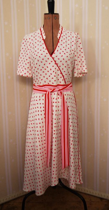 Weekend Max Mara cotton tie-front dress, a Me + Mem white silk dress with pink and red spots, - Image 2 of 3