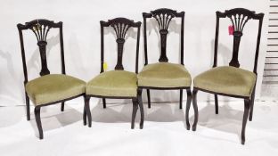 Pair of late 19th/early 20th century chairs with carved and shaped backsplats, on cabriole legs