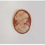 18ct gold-mounted cameo brooch, head and shoulders female figure