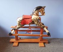 1950's rocking horseCondition ReportHeight approx. 85 cm Length approx. 91 cm